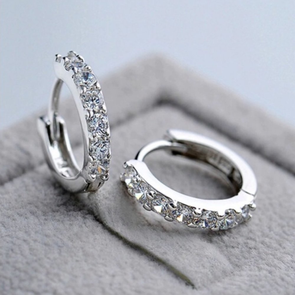 NEW 925 Sterling Silver Diamond Hoop Earrings E